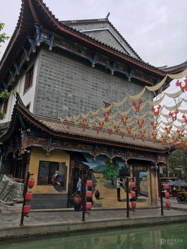 为什么专科不受人待见，专科生真的没有出路吗？
